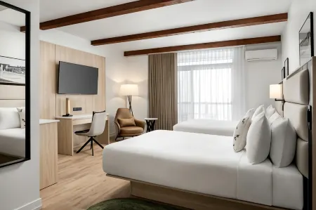 Mont Gabriel, Sainte-Adèle, a Tribute Portfolio Resort