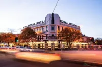Royal Hotel Orange - bar