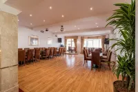 The Queens Hotel - breakfast