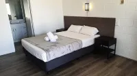 Townsville City Motel Hotels in Wulguru