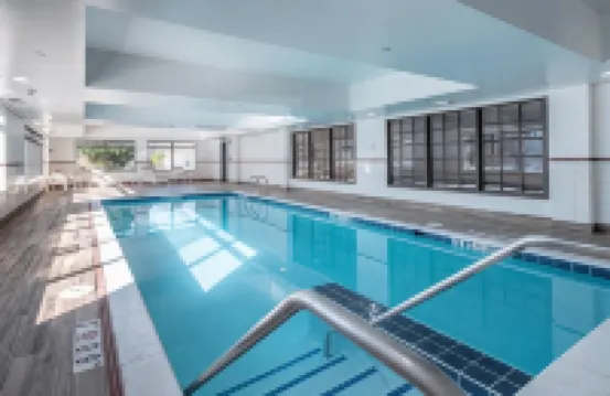 แฮมป์ตันอินน์ นิวพอร์ตนิวส์-ยอร์คทาวน์ โรงแรมในนิวพอร์ตนิวส์