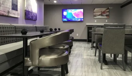 Best Western Lexington Inn Отели в г. Фейетт