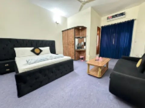 UK Lodge