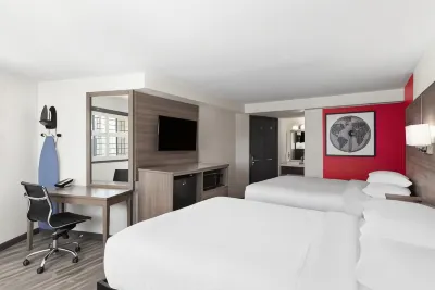 温德姆華美達-梅德福機場北 酒店