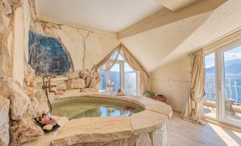 Lukka Exclusive Hotel