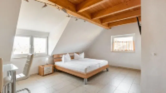 300 m to the white sand beach, 150 m² living space, WLAN, great value for money