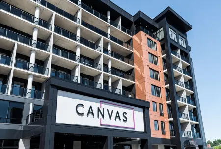 Canvas Moncton, Tapestry Collection by Hilton