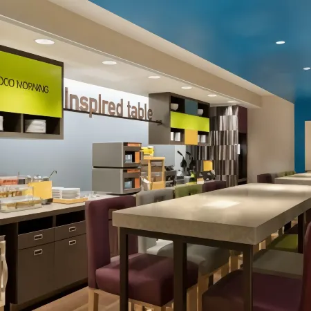 Home2 Suites by Hilton Joliet/Plainfield Отели рядом с достопримечательностью «Университет Сейнт Франсис»