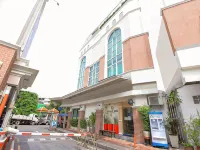 Sabaidee Minitel Hotel dekat Menara Bobae