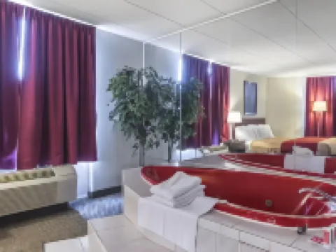 Econo Lodge Hotels in Orillia