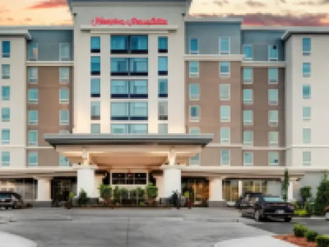 Hampton Inn & Suites Atlanta Perimeter Dunwoody Hotels in Dunwoody