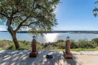 Belton Lake views, large patio, pool table! 3 bed,2 bath with 4th bedroom option