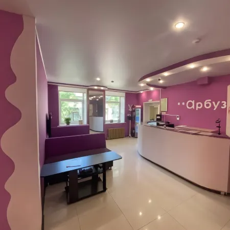 Арбуз Отели рядом с достопримечательностью «Музей Уникальных Кукол и Игрушек»