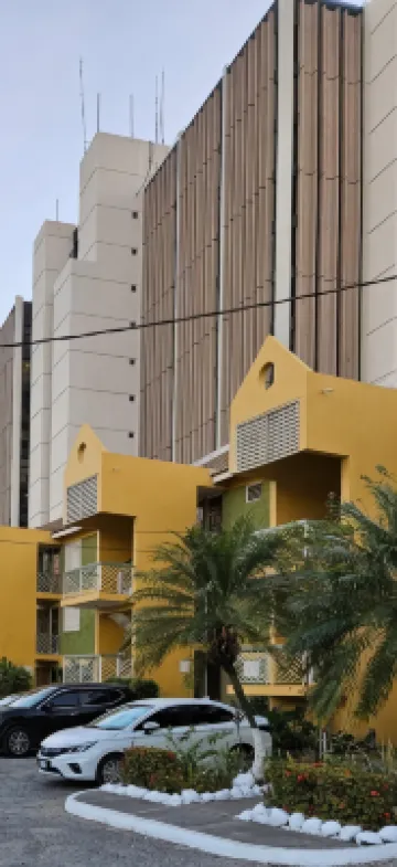 Chic 1-bedroom apartment with AC, WiFi in central  New  Kingston area Hotel a 