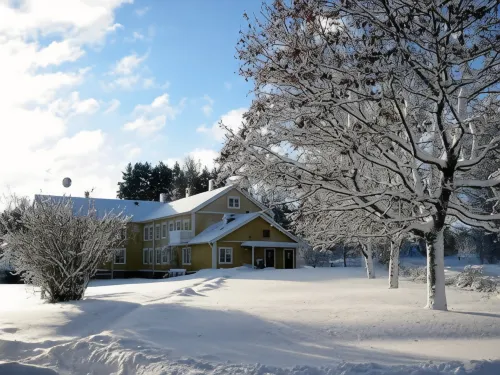 Hotel PerOlofGården - parking