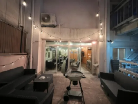 HOSTEL OE 吉野川市のホテル