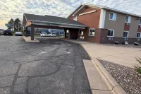 Coratel Inn and Suites by Jasper Stillwater - Pet friendly