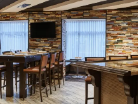 DoubleTree by Hilton Raleigh Crabtree Valley Hotels in Raleigh