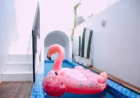 Roemah Renjana Oasis - Swimmingpools