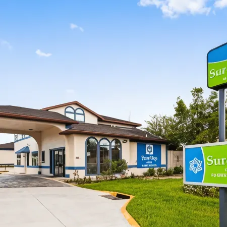 SureStay Hotel by Best Western Jacksonville South Отели рядом с достопримечательностью «Метрополитан Парк»