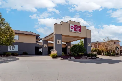 Best Western Plus Dubuque Hotel  Conference Center - Gym