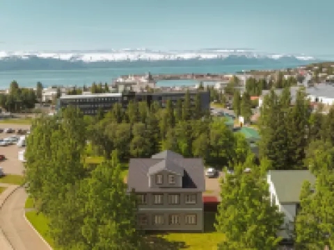Gamli Skólinn Húsavík Hotels in Husavik