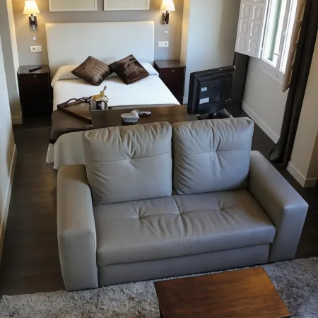 Hotel Leonor de Aquitania
