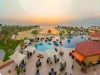 Mena Holiday Beach Resort Half Moon - piscina