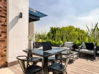 Uliv Roma Norte Hotels near Roma