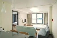Hotel WITH