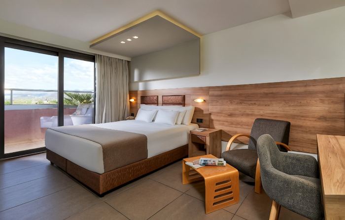 Dionisos Hotel