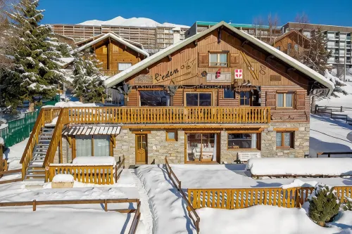 Ground floor studio 24m² - Chalet - Up to 4 people - Very close to the slopes - Homestays
