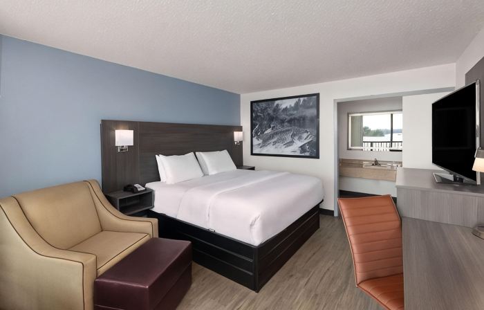 Super 8 by Wyndham Riverside Al