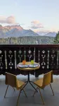Bright, family-friendly apartment just outside Villars!