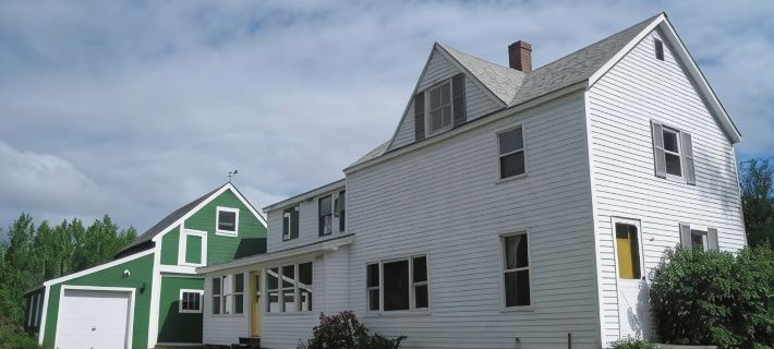 Updated 1825 Maine Farmhouse Ξενοδοχεία στην πόλη Androscoggin County