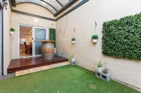 Executive Townhouse Near Heart of Adelaide City - Bungalow