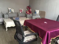 Junyi Chain Hotel (Gulou Yuhuangge North Street) Hotels near Xingqing