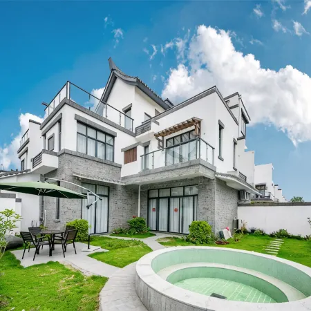 Yingdeo garden heart flower town chocolate kingdom fashion hot spring villa