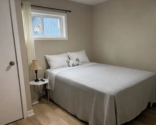 Balm Beach Tourist Cabin # 1 Hotels in Tiny