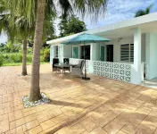 Beach House, Just Steps from Beach, Backyard Oasis w/Pool - Wifi