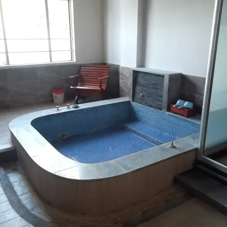 Yijingquan Hotspring Hotel