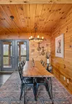 Sunset Ridge in the Clouds at Lake Toxaway Sleeps 16 Cozy Spectacular View - シャレー