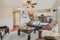 Adorable home, close to Boulder and Denver