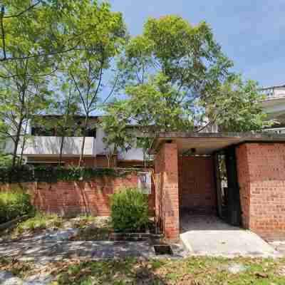 PD Rustic Greenwood Pool Villa (Up to 16 pax) Hotel Exterior