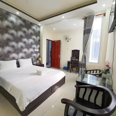 An Phat Hotel Отели рядом с достопримечательностью «Пляж Анхай»