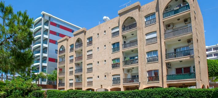 Castle Holiday Apartments Hotele w: Limassol