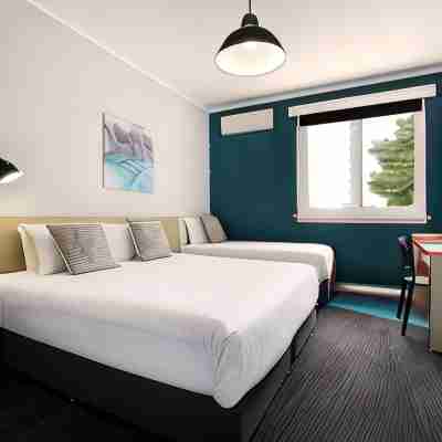 Greenacre Hotel Rooms
