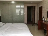 Yifeng Hongteng Business Hotel - 애견동반