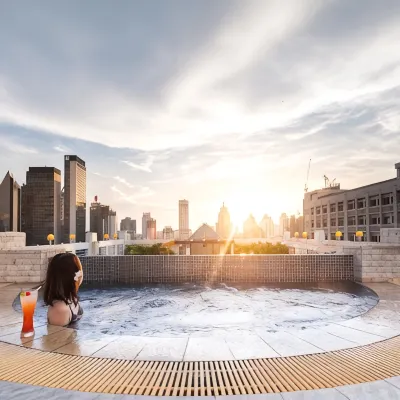 Zenith Sukhumvit Hotel Các khách sạn gần Trường Mater Dei