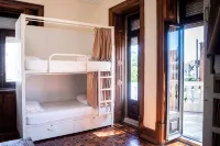 Sant Jordi Hostels Lisbon